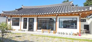 Hanok Stay Seondukdang