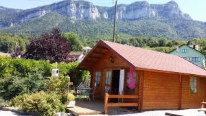 Hotel Les Chalets de Pertuis Saint-Laurent-du-Pont Francja