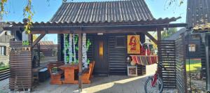 Arijela - hiška v Čatežu 6-1 - Oaza sprostitve v Terme Čatež, 8250 Brežice, Slovenija