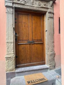 Le petit nid de cigogne