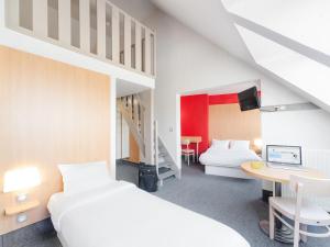 Hotels B&B HOTEL Quimper Sud Benodet : Chambre Quadruple