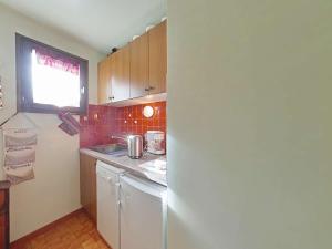 Studio cabine 4 pers. au pied des pistes avec parking - FR-1-241-227