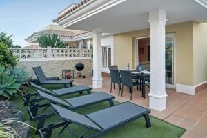 Villa Solymar - Private heated pool & Fiber-Optic WiFi