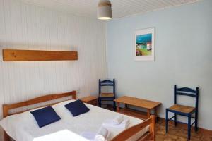 TipozImmo - Brise Marine 2 accès direct plage - vue mer du jardin - spot de surf - wifi inclus - linge inclus et lits faits - parking gratuit - proches des commerces