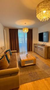 VENUS Studios at Coresi Mall