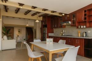 Panoramic Loft Unique Windows and Views