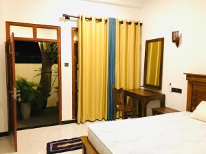 Aqua Shade Family Apartment -Weligama