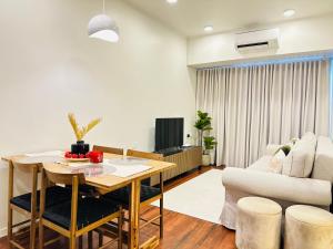 One Bedroom Unit - Ivory Residences Near DMSF Medical School & Abreeza Mall