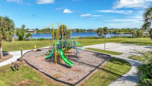 Palm Bliss 3 bed 2 bath stylish and cozy