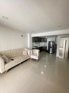 Casa Grande 3 hab Fresca