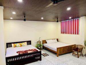 Mangattu Salkara highway view retreat