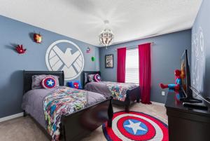 Family 6BR Home Pool & Game Room