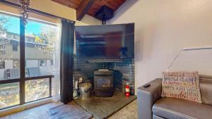 Chateau Blanc #2 condo