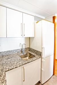 Florazar 2 Pool & Private Balcony