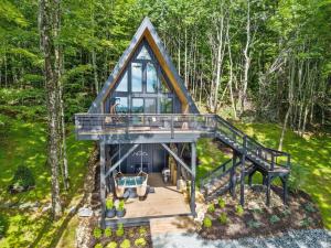 Ascent A-Frame at Calm Ridge Treehouses