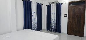 Villa white pepper bibile