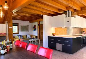 NEW -chalet Des Bois 200m2 Ski-in en ski-out met Infrarood sauna