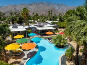 Lux Lounge by ACME House Company