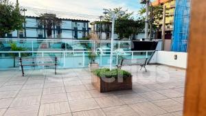 Apto completo à 7mins andando da praia