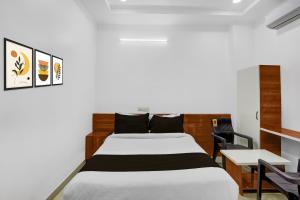 HOTEL O KARTHIKEYA GUEST Inn