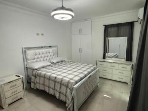 Modern Getaway with Private Pool, Montecristi