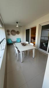 Green Park hermoso apartamento vista al lago