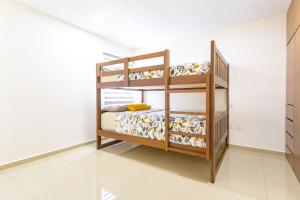 Departamento Moderno de DOS recamaras cerca de la playa, Malecón y Gran Plaza