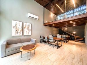 Modern 1BR Apartment with Resort-Style Amenities