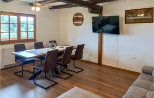 2 Bedroom Stunning Home In Karlovac