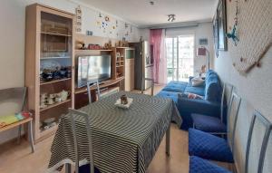 Amazing Apartment In El Campello