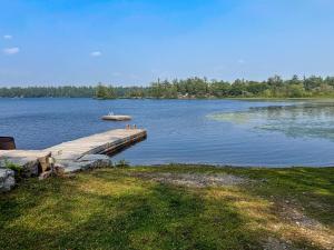 Private Lakefront Muskoka Cottage on Muldrew Lake