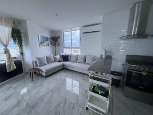 Balboa Avenue Sky Suites