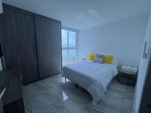 Balboa Avenue Sky Suites