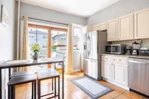 Free Parking -5 Guests- 30 min to NYC