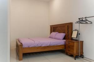 Bright & Airy Double-Storey Retreat 4BR