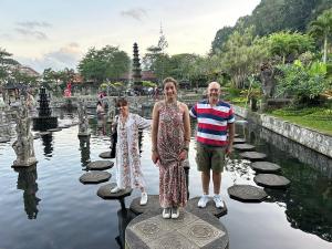 Made Sura Bali Driver & Tour