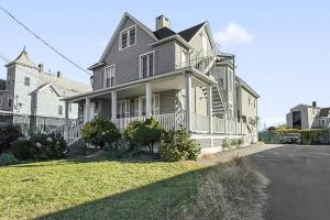 Harbor Haven, Apt #1 Studio