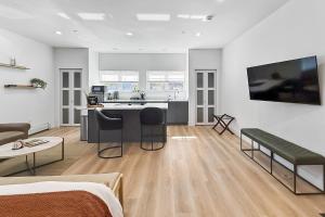 Harbor Haven, Apt #1 Studio