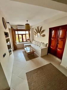 MEK HOMES historical greek house city and sea view