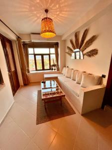 MEK HOMES historical greek house city and sea view