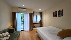 TownHouse near Central Ladprao with bathtub