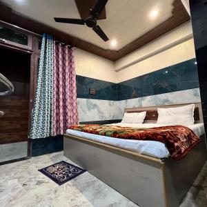 Hotel Raghunandan Inn Near Shri Ram Janmabhoomi