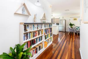 Pet friendly beachfront home- sleeps 8