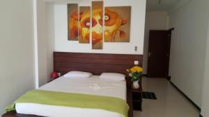The Den Guest House