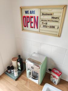 LOLLIPOP - metro to the opera 4 mins away