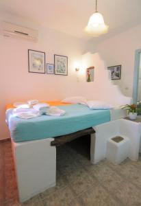 Evi's Studios Amorgos Greece