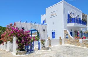 Evi's Studios Amorgos Greece