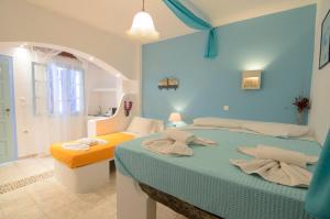 Evi's Studios Amorgos Greece