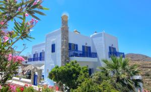 Evi's Studios Amorgos Greece