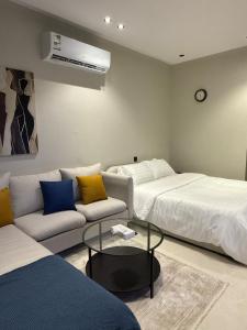 Self-Entry studio Qarnatah